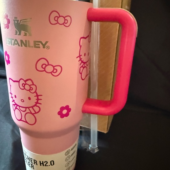 New Stanley 40oz Pink Hello Laser Engraved Kitty Quencher Tumbler - Picture 4 of 8